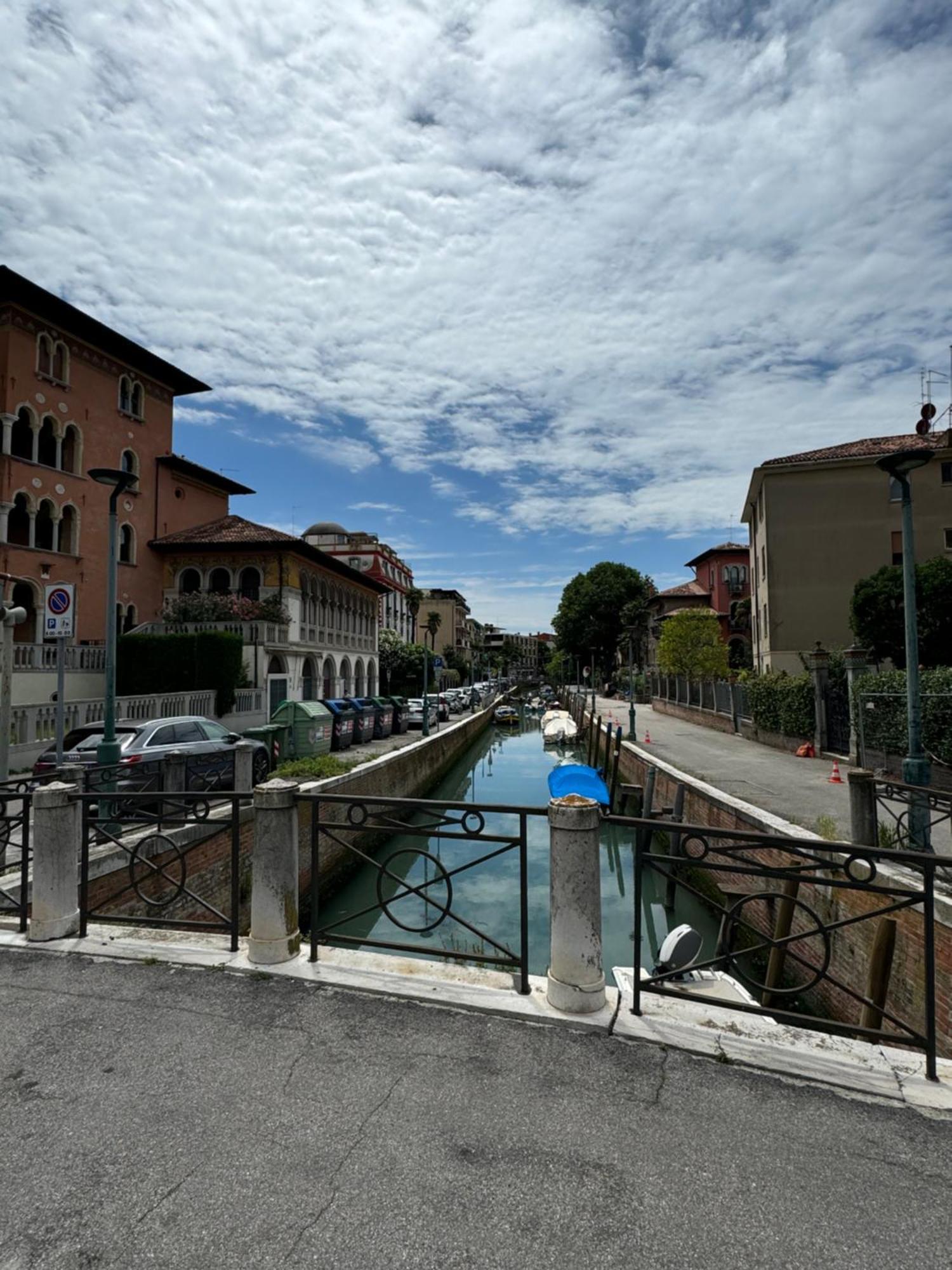 Appartamento Villa Trento Venedig-Lido Exteriör bild