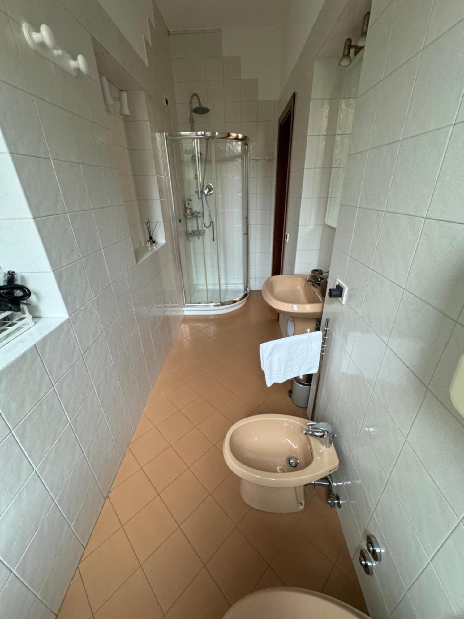 Appartamento Villa Trento Venedig-Lido Exteriör bild